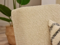 Fotel retro do salonu DORA BEŻ BOUCLE - DREWNIANE NOGI - fotel z tkaniny boucle