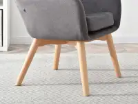 Nowoczesny fotel LETA GRAFITOWY uszak na bukowych nogach - bukowa podstawa