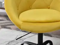 Designerski fotel obrotowy LOUNGE 4 żółty - charakterystyczne detale