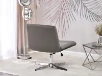 Mały szary fotel do salonu LUIZA WELUROWY NOGA CHROM - fotel z niskim oparciem