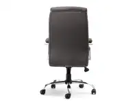 Fotel biurowy tapicerowany skórą ekologiczną LUKS brązowy - wygląd tyłu.