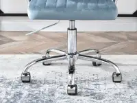 Fotel biurowy MERLIN NIEBIESKI welurowy z chromowaną nogą - mobilna podstawa