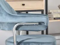 Fotel biurowy MERLIN NIEBIESKI welurowy z chromowaną nogą - oryginalna bryła