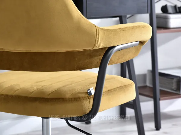 Stylowy fotel gabinetowy idealny do designerskich wnętrz