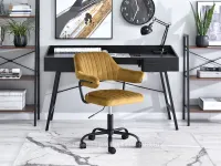 Krzesło do komputera z podłokietnikami MERLIN ZŁOTY - CZARNY - w aranżacji z biurkiem ESLOV
