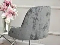 Fotel z tkaniny MIO RING CIEMNOSZARY - CHROM - stylowy tył siedziska