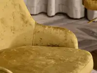 Welurowe krzesło obrotowe na na stopie MIO RING ZŁOTE - charakterystyczne detale