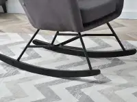 Fotel bujany NESTA GRAFIT bujak na czarnych płozach z drewna