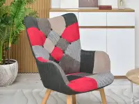 Kolorowy fotel do salonu NURIA PATCHWORK 3 - BUK - komfortowe siedzisko