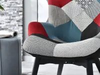 Fotel w stylu uszak NURIA PATCHWORK 1 na czarnej nodze - miękkie siedzisko