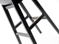 Designerskie krzesło barowe ELMO szare - drewniana podstawa