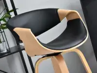 Krzesło barowe z drewna giętego BENT NR 51 DĄB I CZARNY - komfortowe siedzisko