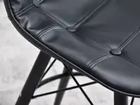 Krzesło barowe EPS WOOD TAP 1 CZARNY PIK - drewno czarne - pikowane siedzisko