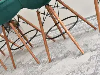 Krzesło barowe EPS WOOD TAP 1 ZIELONY welur - drewno orzech - podnóżek