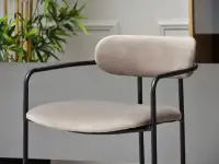 Welurowe krzesło barowe VIDAL BEŻ - CZARNY STELAŻ - oryginalna forma