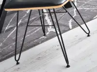 Krzesło ażurowe AIDA z drewna giętego DĄB I CZARNEJ SKÓRY - metalowa podstawa