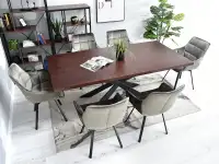 Krzesło aksamitne ARUBA SZARE metaliczne i obrotowe - w aranżacji ze stołem RETRO i regałami HARPER