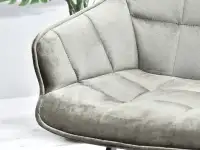 Krzesło aksamitne ARUBA SZARE metaliczne i obrotowe - charakterystyczne detale