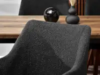 Tapicerowane krzesło DORI WOOD BOUCLE NOGA ORZECH - elegancka tkanina