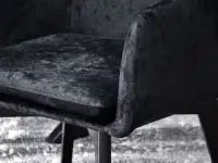 Gabinetowe krzesło DORI WOOD CZARNE WELUR DREWNO - miękkie siedzisko