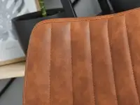 Loftowe krzesło HARIS BRĄZOWE ze skóry z przeszyciami - stylowe przeszycia