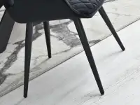 Krzesło fotel pikowany KAMAL CZARNY aksamitny do jadalni - stabilna podstawa