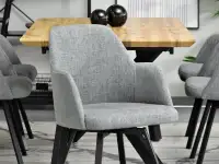 Obrotowe krzesło tapicerowane LUI ROT SZARE - CZARNE NOGI - siedzisko w aranżacji