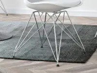 Krzesło z tworzywa LUIS ROD BIAŁE skóra eko + noga chrom - chromowana podstawa
