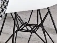 Krzesło MPA ROD TAP PEPITKA na czarnej nodze z drutu - detale malowane proszkowo