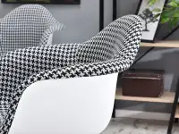 Krzesło MPA ROD TAP PEPITKA na czarnej nodze z drutu - tapicerowany przód