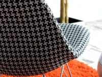 Fotel bujany tapicerowany tkaniną MPC ROC TAP pepitka - tył oparcia