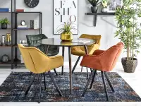Krzesło aksamitne z podłokietnikami NADIA MIEDŹ + CZARNY - w aranżacji z pozostałymi kolorai