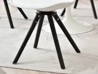 Obrotowe krzesło do jadalni LUIS ROT biało-czarne - czrna podstawa