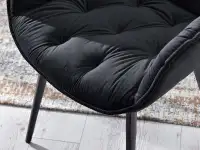 Krzesło z podłokietnikami SABA CZARNE z pikowanego weluru - miękka tkanina