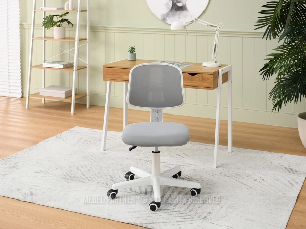 Krzesło biurowe o prostym designie