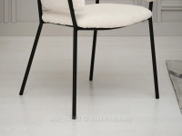 Krzesło kremowe boucle SORIN - CZARNY STELAŻ - czarna, metalowa podstawa 