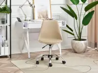 Wygodne krzesło obrotowe LUIS MOVE BEŻOWY- CHROM - w aranżacji z biurkiem BORAS
