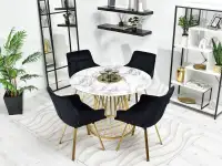 Krzesło tapicerowane welurem ARUBA CZARNY - ZŁOTA podstawa - w aranżacji