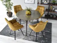 Wygodne krzesło do jadalni ZŁOTE ARUBA NA CZARNEJ NODZE - krzesła z ozdobnymi przeszyciami