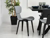 Krzesło drewniane do jadalni ASALA SZARY BOUCLE - CZARNY - ergonomiczne krzesło
