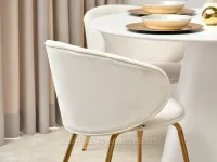 Modne krzesło glamour CINDY KREMOWY WELUR - ZŁOTY - charakterystyczne detale
