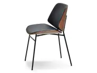 Produkt: Krzesło jordi orzech-czarny skóra-ekologiczna, podstawa czarny