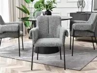 Szare krzesło tapicerowane MATIAS - CZARNE NOGI - designerskie krzesło
