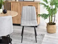 Krzesło tapicerowane kuchenne MEGAN SZARE - CZARNE NOGI - przód krzesła z oparciem 