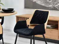 Krzesło z czarnym welurem MORGAN DREWNO DĄB - wygodne siedzisko