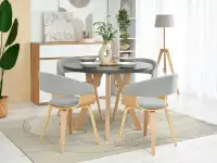 Modne szare krzesło boucle ROBIN PODSTAWA - DĄB - komplet jasnych krzeseł