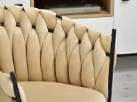 Kubełkowe krzesło ROSA PERŁOWE - CZARNY STELAŻ - charakterne warkocze