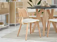 Komfortowe krzesło boucle WOODY KREMOWY - DĄB - drewniane krzesło