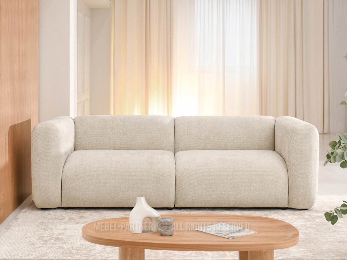 Sofa do salony trzyosobowa BIANCO BEŻOWA - w aranżacji ze stolikiem ALPIN