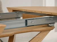 Stół fornirowany w odcieniu DĄB do jadalni VALERIS - mechanizm rozsuwania stołu